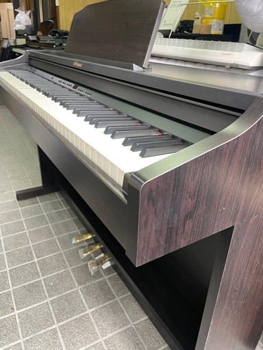 ローランド RP501R 2018年製　電子ピアノ　Roland Bluetooth機能でピアノ