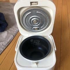 炊飯器の画像