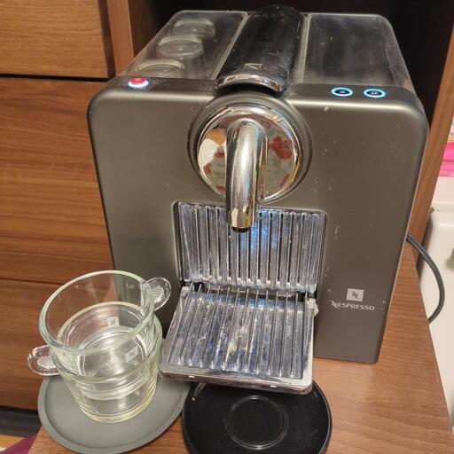 【中古】エスプレッソメーカーNespresso専用カップ5客付き