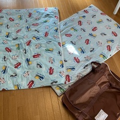 お昼寝布団　車　