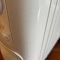 デロンギオイルヒーター　の画像