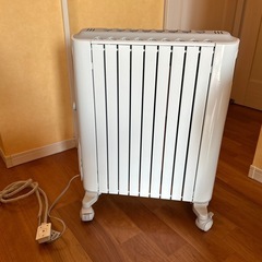 デロンギオイルヒーター　の画像