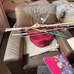 レザーのソファ2台の画像