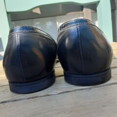 サルヴァトーレフェラガモ/Salvatore Ferragamoイタリア製フラットシューズ/革/黒/ブラックの画像