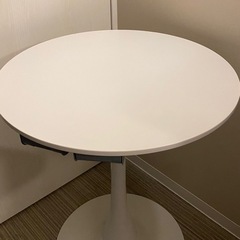 ★カフェ風・丸テーブル★机の画像