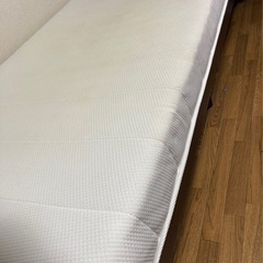 ベッド&マットレスの画像