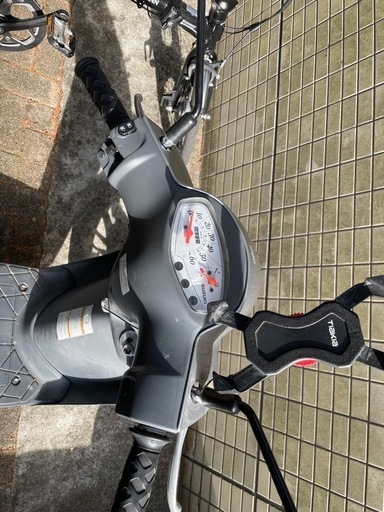 【受け渡し相手確定】原付　スズキUZ50D バッテリー新品　自賠責2年分付属!