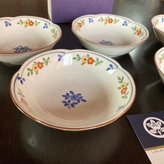 【新品未使用】たち吉　花すがた　小鉢　箱付き　花柄　橘吉