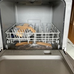 美品　アイリスオーヤマ食器洗浄機　電気工事無し　タンク式コンパクトタイプ
