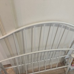 ニトリ　シングル　ベッドフレーム　白の画像