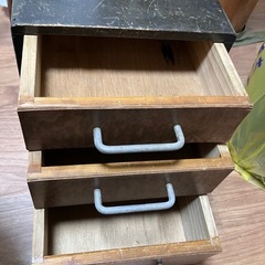 アンティーク　小物入れの画像