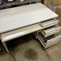 【値下げしました‼️】INB 稲葉製作所 オフィス家具 事務デスク（スチール製）の画像