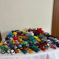 お値下げ致しました⭐️ミニカーと乗り物のコレクション  約74台