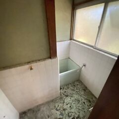 🏠初期費用無料⭐ 家賃2.4万円！　DIY可能 当月末まで家賃無料 ★【ペット可】 格安！伊勢原市三ノ宮戸建て ペット可 複数入居可 賃貸物件 事務所利用可能 初期費用0円 - 不動産