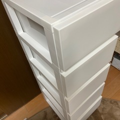 衣装ケースの画像