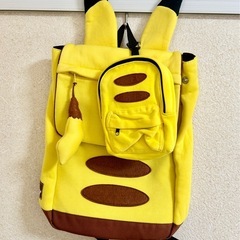 ピカみみリュックかぶせ型 Mサイズ ポーチとセット【ポケモンセンター】