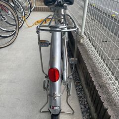【ジモティ来店特価！！】自転車　ママチャリ　シルバー　26インチ　J-2501138の画像