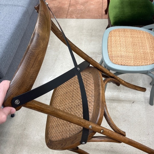 3/11 値下げ?モデルルーム展示品あかり?関家具 クロスバックチェア ダイニングチェア 椅子?1533