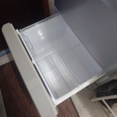 シャープ冷蔵庫の画像