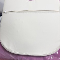 美品　マッサージ枕　胸当ての画像