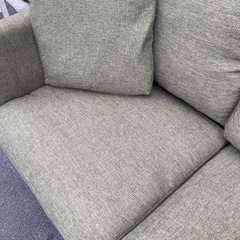 ２人掛け　落ち着いたグリーンですの画像
