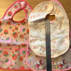 〖中古〗お食事エプロン防水タイプ3枚 の画像