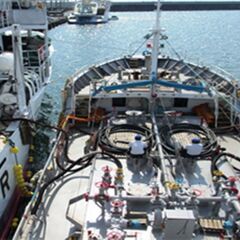 船上燃料給油作業に関わる船員／学歴不問／未経験歓迎／資格取得支援制度あり／住宅手当／OJT研修＿カメイ物流サービス株式会社 静岡営業所の画像