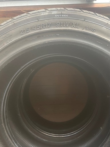215/45R17,2022年,4本