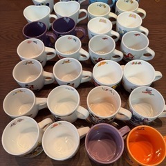 ディズニースーベニアマグカップ28個