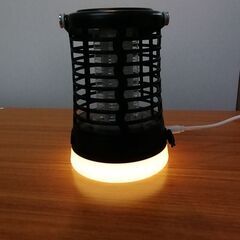 虫ゼロ生活をサポート♪電撃殺虫器が500円の画像