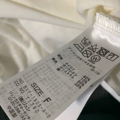 レースタンクトップの画像