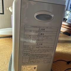 石油ファンヒーターの画像