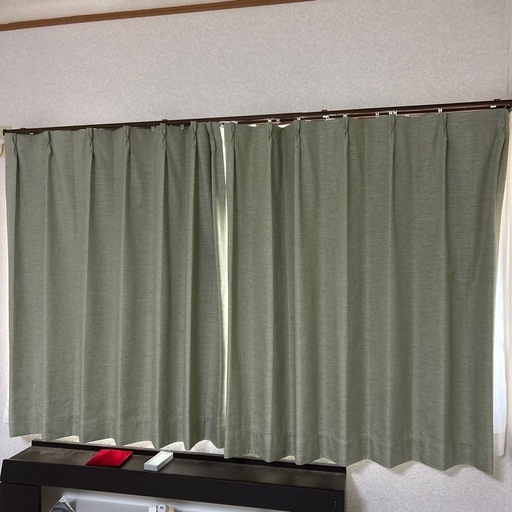 【お渡し先決定】ニトリカーテン　同じもの2組　➕レースカーテン1組