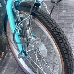初台駅近くの待ち合わせ場所まで取りに来てくれる方のみ⭐︎後輪がパンクしている中古の自転車（購入から半年以内）を鍵付き、雨風防止シート付きで15000円で販売しますの画像