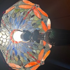 再々値下げ❗️　レトロ　アンティーク調　トンボ　ステンドグラス　スタンドランプ照明の画像