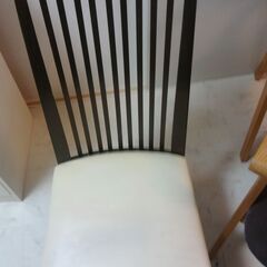 ガラスダイニングテーブル＋チェアー４脚セットの画像