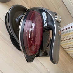 アイロン、アイロン台の画像