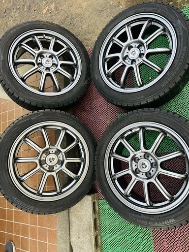 ダンロップ ウィンターマックス スノータイヤ 205/50R17 93T。 少し使用感あり。