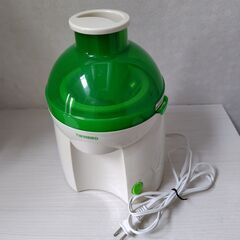 コンパクト　ジューサー　　TWINBIRDの画像