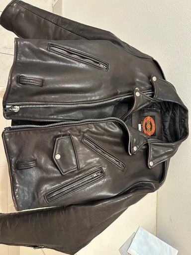 革ジャン　ライダースダブル　メンズ　恐らく日本でMサイズ