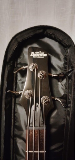 アイバニーズ　Ibanez　GSR320 PearlWhite エレキベースギター