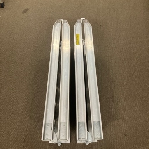 【予約済み】中古 ラダーレール182cm2本セット アルミ バイク スロープ 折りたたみ バイク ラダーレール アルミ 中古 中古 ラダーレール182cm2本セット