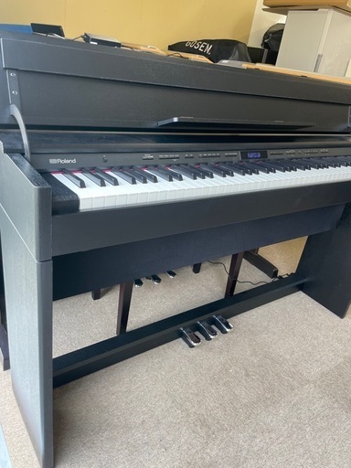 中古美品　2022年製　RolandローランドDP603-CB(黒木目調) 88木製鍵盤