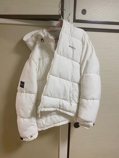 【本日のみ】RVCA ダウンパーカー
