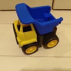 ベビーおもちゃ　トミカトラック、ダンプカー、ミキサー車、その他　合計１１点の画像