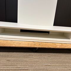 ▼値下げ▼【展示品・未使用品】テレビスタンド 大型 65インチまで対応 約 幅120×奥行33×高さ116cm 参考価格34990円💳自社配送時🌟代引き可💳※現金、クレジット、スマホ決済対応※の画像