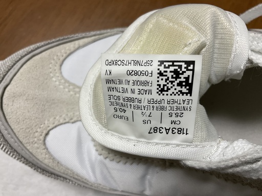 ●メーカー: Onitsuka Tiger(オニツカタイガー) ●品名: HSINTI ●品番:1183A387 ●size:25.5cm ●color:WHITE/SAFETY YELLOW  ◆商品説明◆  Onitsuka Tiger オニツカタイガー スニーカー HSINTI WHTIE SAFETY YELLOW へシンティ ホワイト セーフティーイエロー メンズ レディース