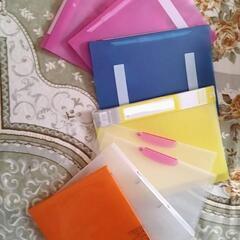 ファイル入れとファイルの画像