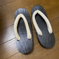 浴衣用　下駄あげます。