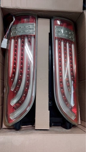 ハイエーステールランプ